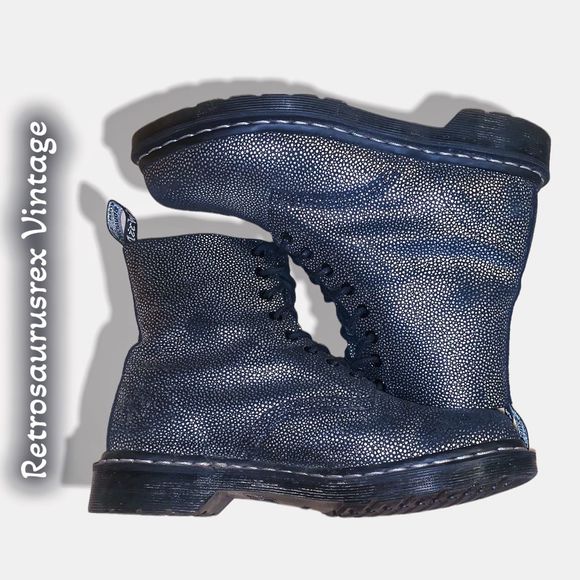 Dr. Martens Silver Metallic Pebble 1460 Pascal Leather Boots, US 9 - Picture 4 of 10